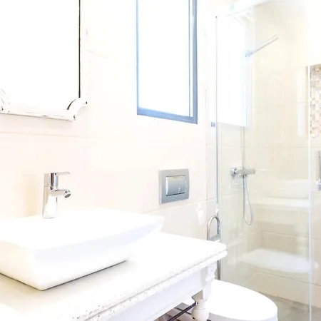 Seaside Haven: One-bedroom With Pool And Garden *