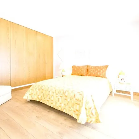 Seaside Haven: One-bedroom With Pool And Garden *