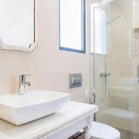 Welcoming With Sea View - 70 M² - Apartment *